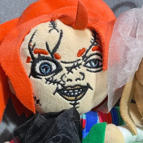 Chucky and Tiffany Plush Bouquet - Picture 9 of 12